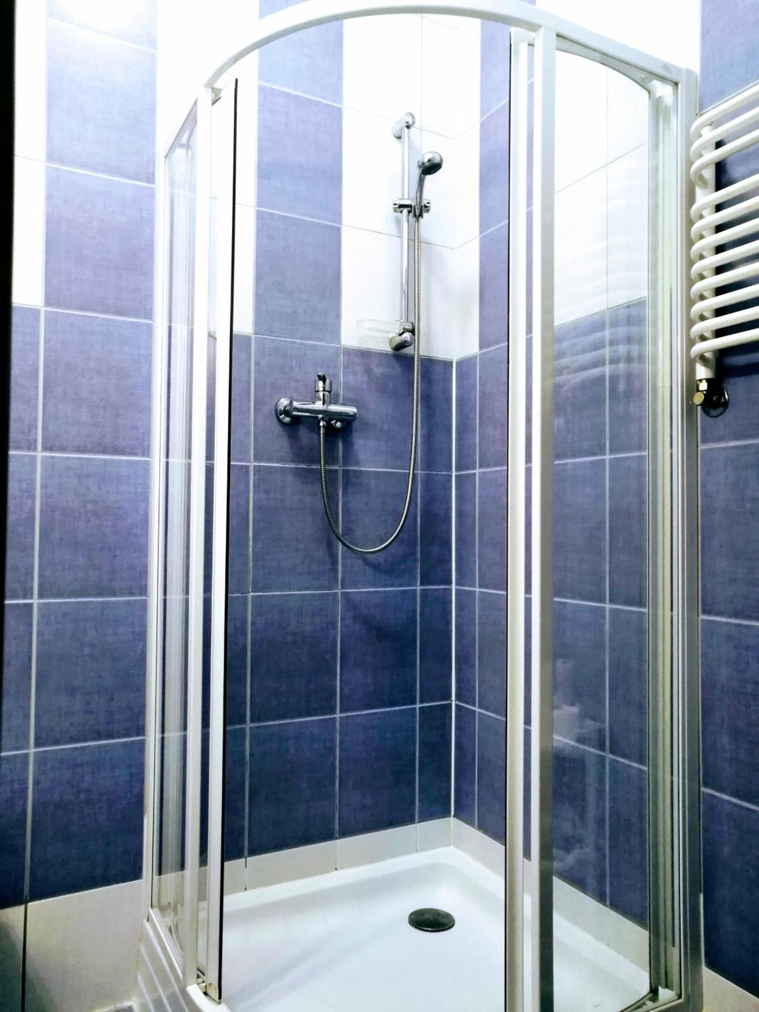 Hostal Akademia Tenisa Prawobrzeze *