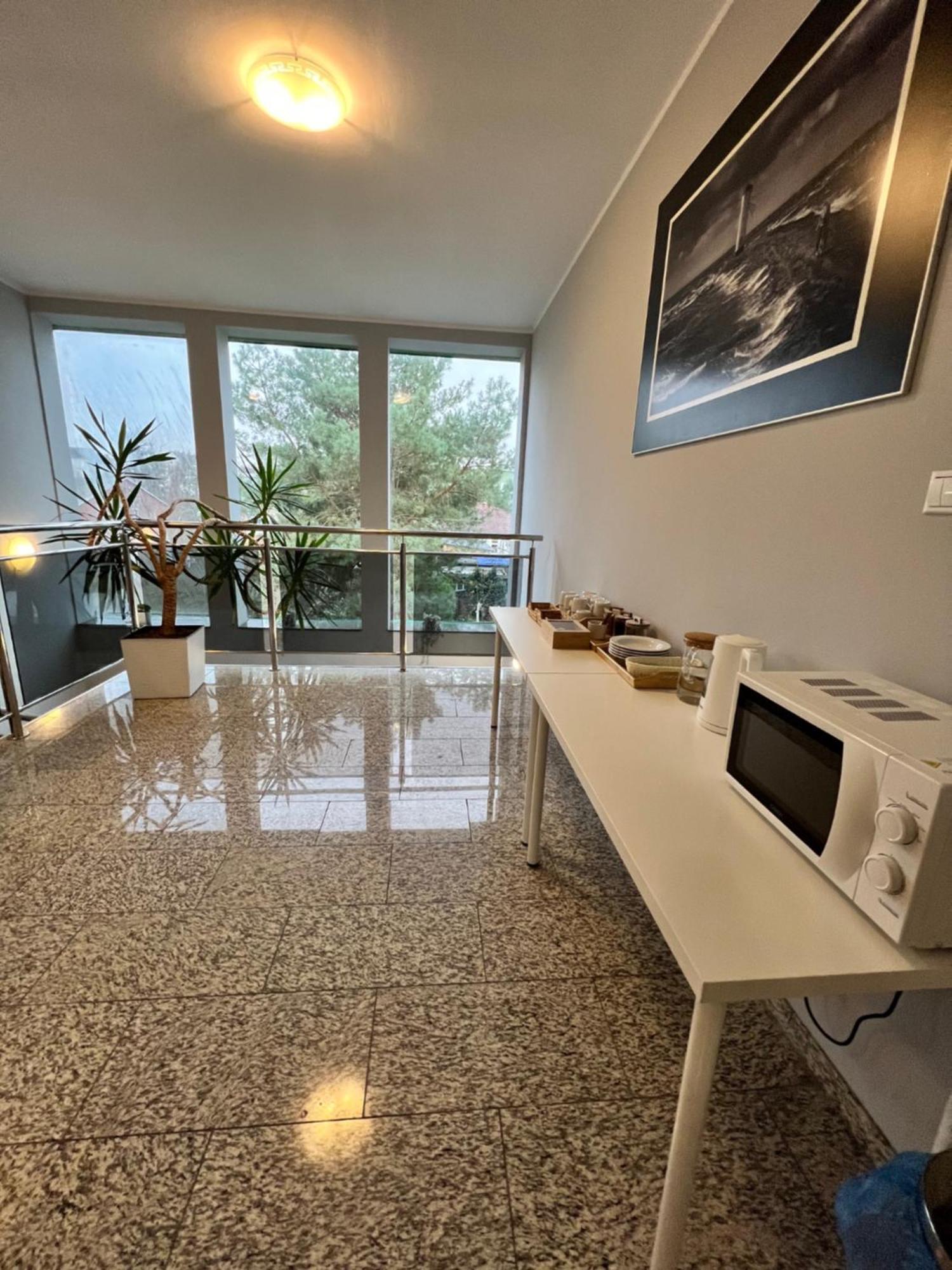 Hostal Akademia Tenisa Prawobrzeze *